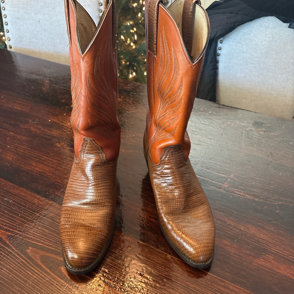 Vintage Frye